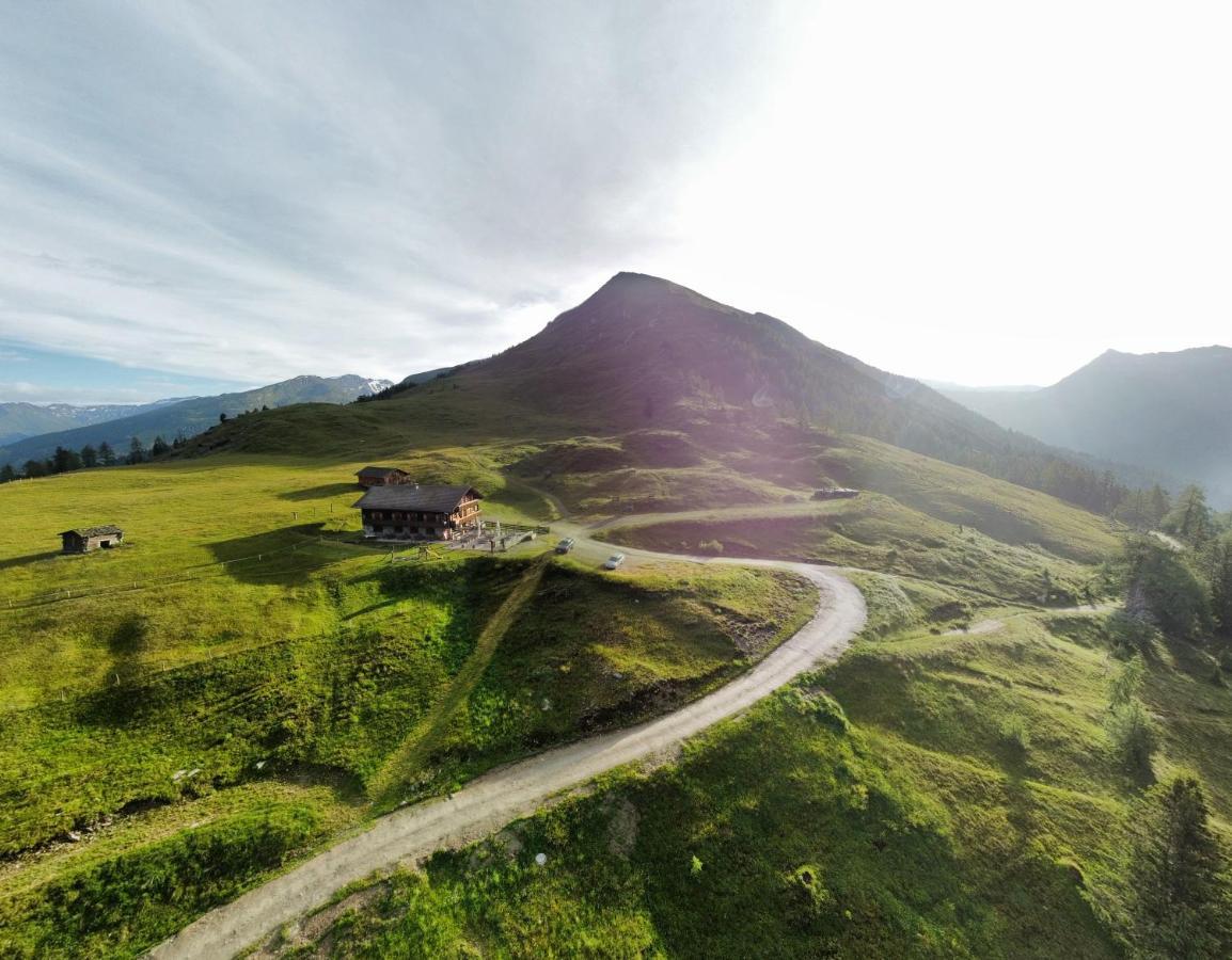 Almgasthaus Glocknerblick Гроскирххайм Экстерьер фото